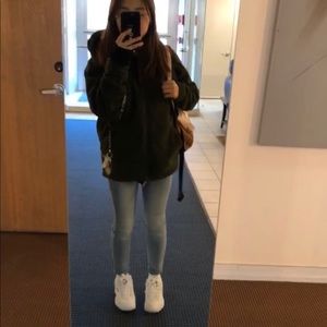 Meet your Posher, Kris